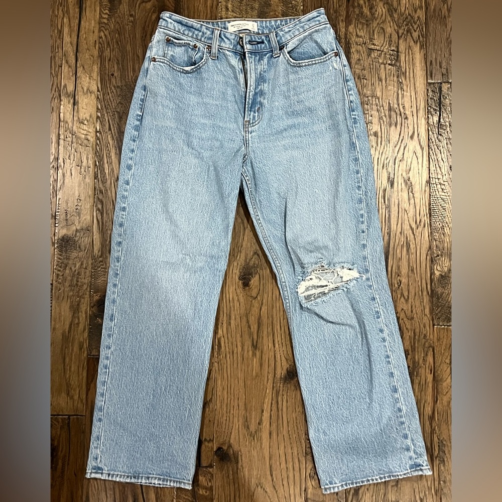 Abercrombie Vintage Straight High Rise